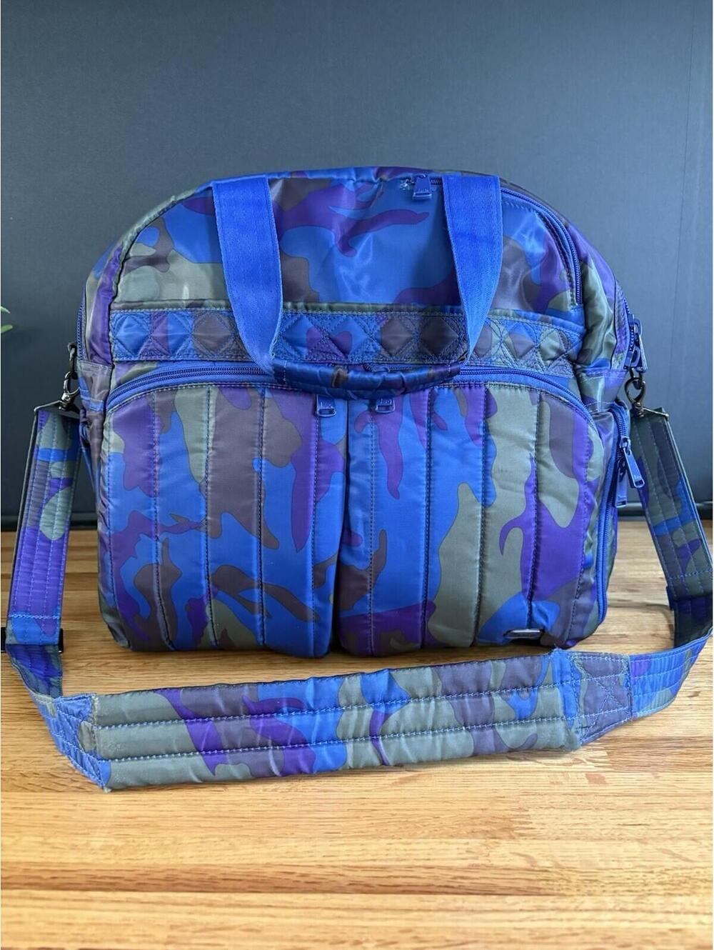 Lug Boxer Padded Overnight Bag Weekender Gym Carry-On Bag Blue Purple Camo
